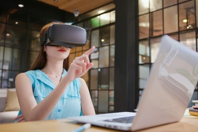VR Gözlük Nedir, Ne İşe Yarar?